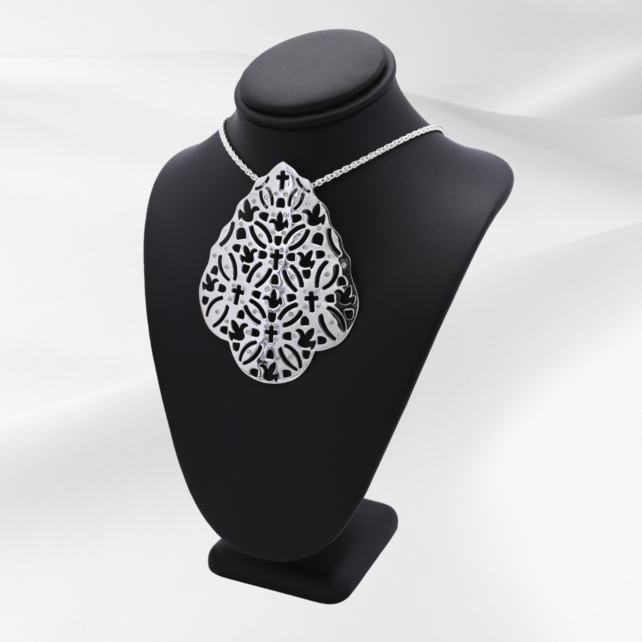 Sterling Silver Celebration™ Collection Pendant with Diamonds and 18” chain